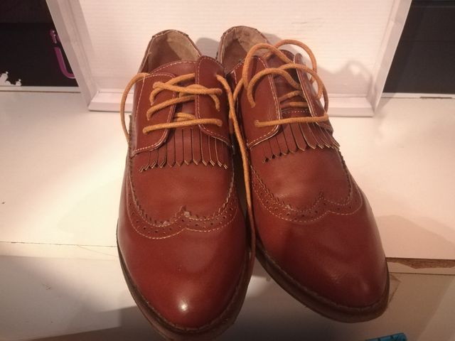 Zapatos marrones de vestir