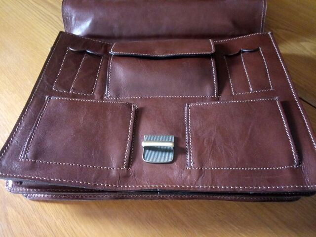 Maletín de piel porta documentos