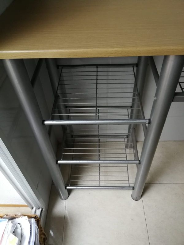 Mesa barra cocina de segunda mano por 50 € en L\'Alcúdia en WALLAPOP Mesa barra cocina de segunda mano por 50 € en L\'Alcúdia en WALLAPOP
