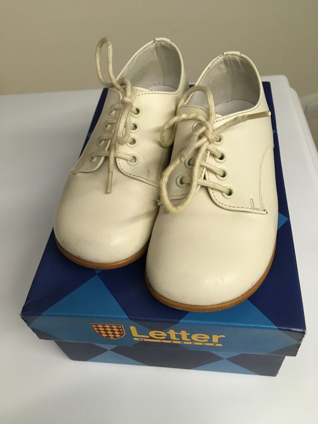 Zapato niño piel color beig nº 24