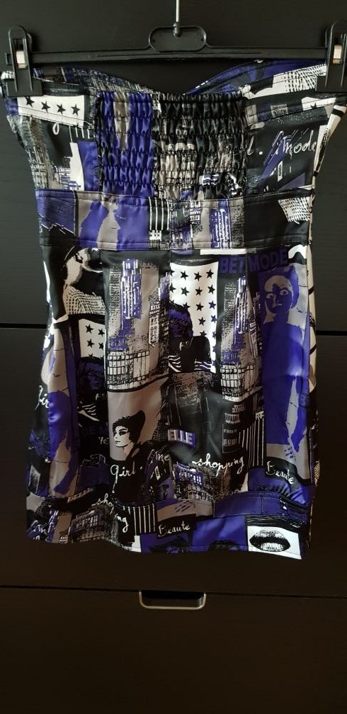 Vestido corto palabra de honor