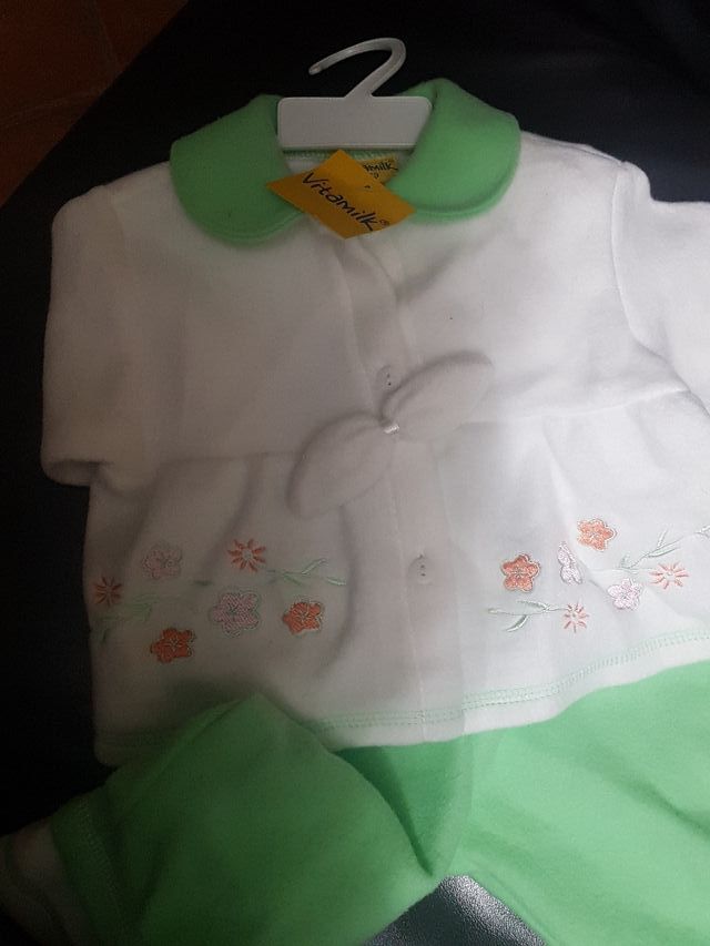 traje niña calentito