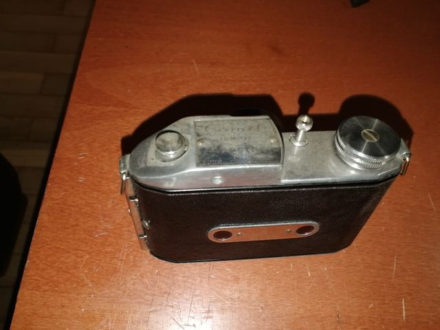 cámara italiana COMET CMF