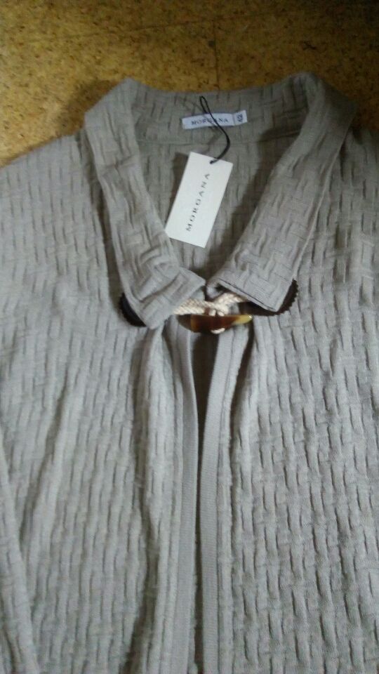 CHAQUETA LARGA TIPO ABRIGO TALLA 42 CON ETIQUETA