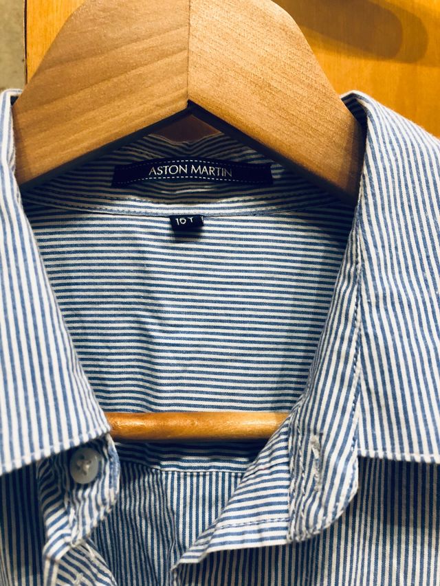 Camisa marca Ashton Martin T. 16 años