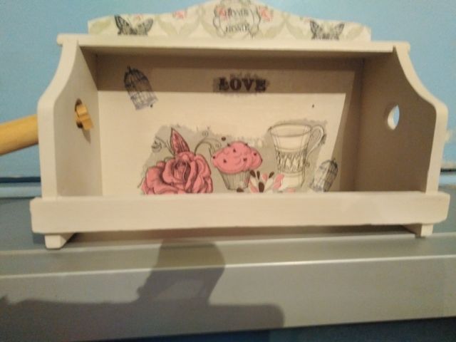 bandeja y portarrollos de papel de cocina