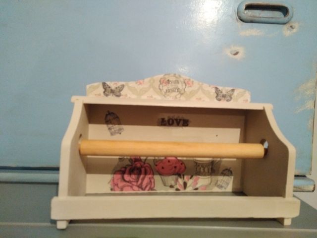 bandeja y portarrollos de papel de cocina