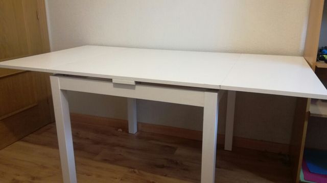 Mesa comedor abatible + 4 sillas de segunda mano por 100 € en ... Mesa comedor abatible + 4 sillas de segunda mano por 100 € en ...
