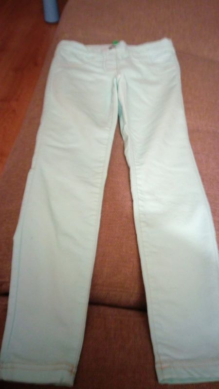 Pantalón niña jegging Benetton verde T. S 6/7