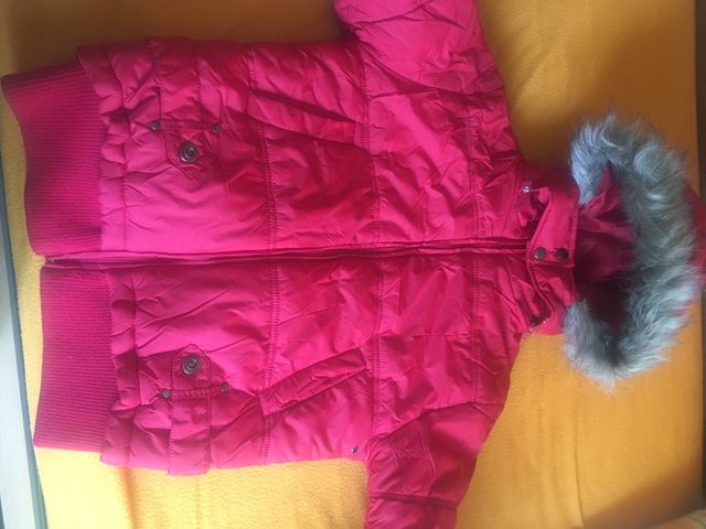 Cazadora abrigo plumas rojo COMO NUEVO