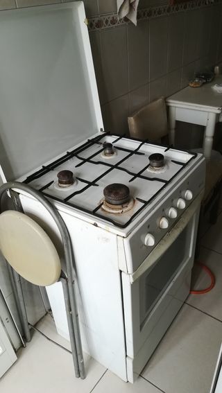 Cocina con horno butano de segunda mano en WALLAPOP