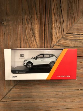 COLOR BLANCO. SEAT COLLECTION SEAT ARONA 1//43