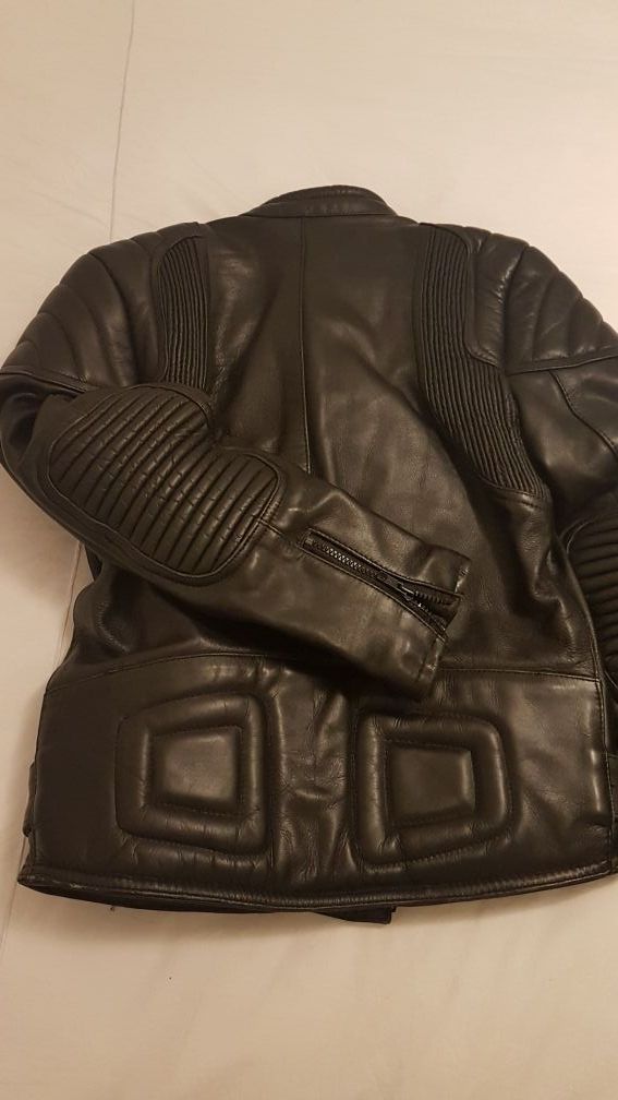 Chaqueta moto cuero