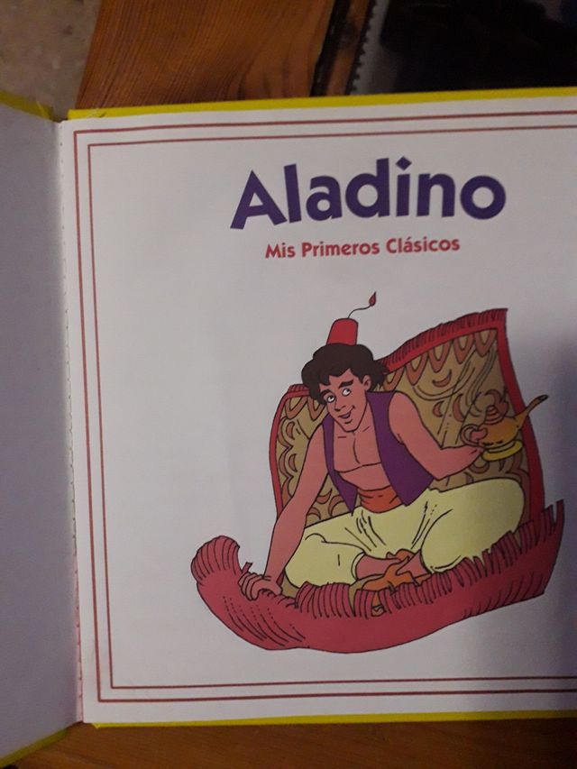 Estuche. Mis primeros clásicos. Con 5 cuentos