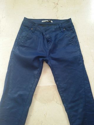 STRADIVARIUS.Pantalones negros encerados T.36 – Hibuy market