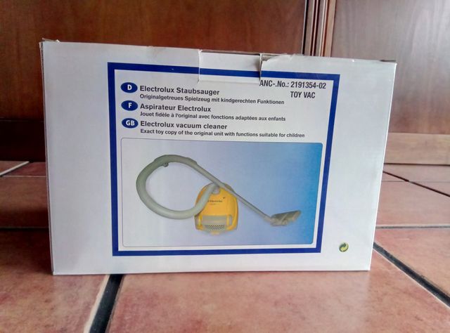 Aspirador ELECTROLUX Infatil (A estrenar)