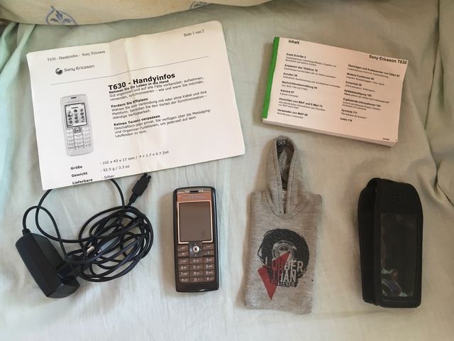 Sony Ericsson T630 TELEFONO BMW