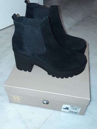 Bota mujer Fosco de segunda mano por 40 EUR en Camas en WALLAPOP