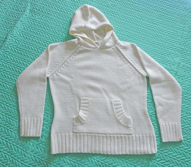 Maglione in maglia bianca con cappuccio Taglia 44