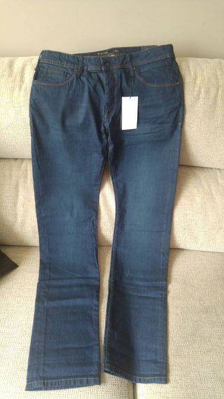 Vaquero Tiffosi Nuevo Talla 42 de segunda mano por 12 EUR en Arteixo en  WALLAPOP