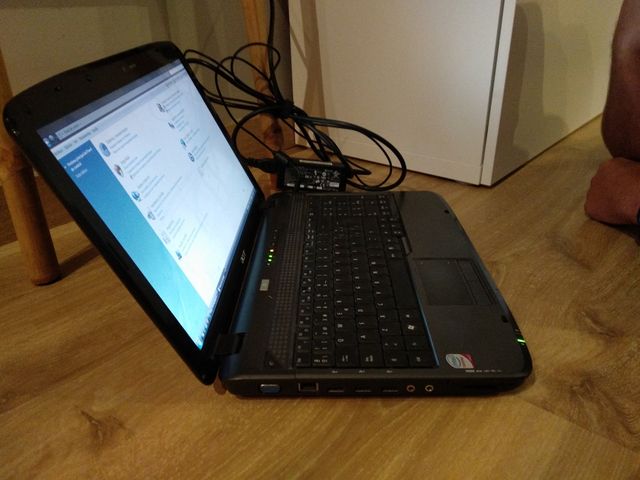 Ordenador Acer Aspire 5735