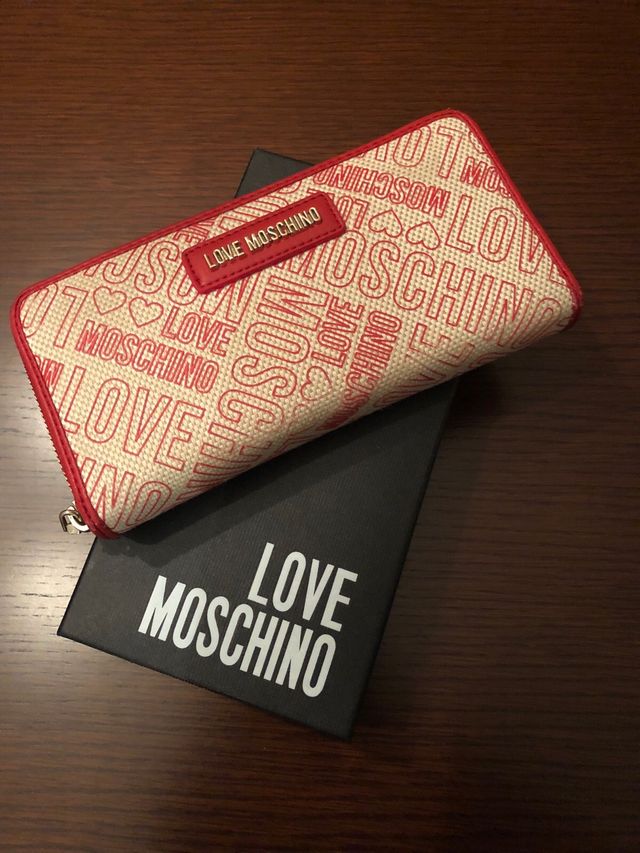 Monedero Love Moschino