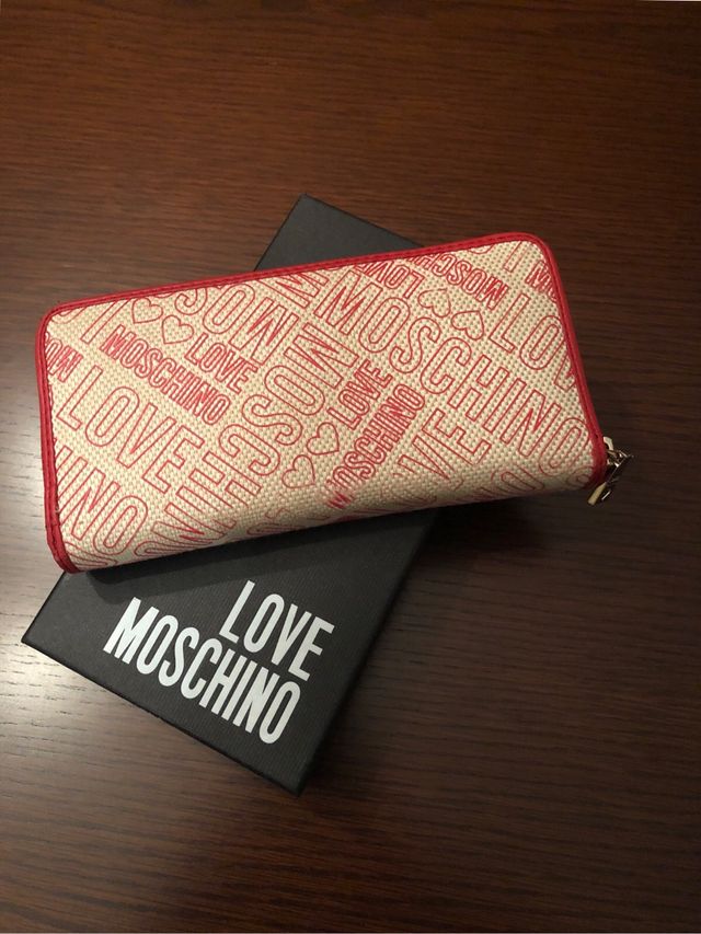 Monedero Love Moschino