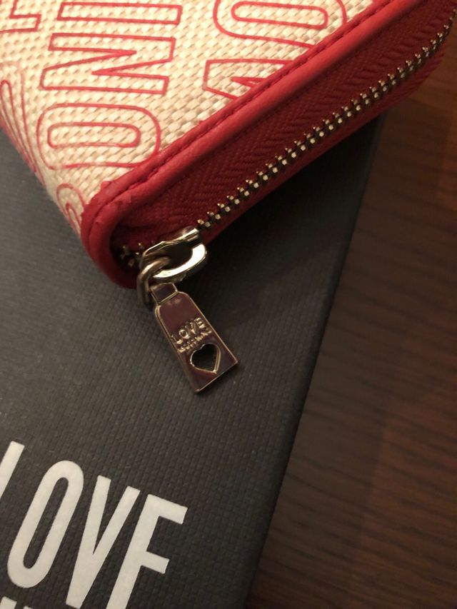 Monedero Love Moschino