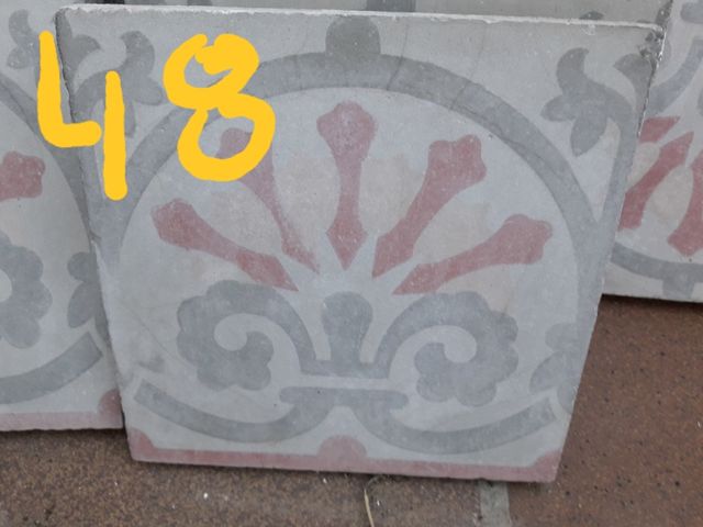 Baldosas hidráulicas.