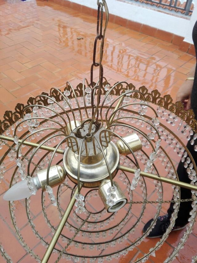 lámpara de lágrimas y bronce,en perfecto estado