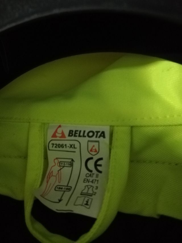 Chaquetón {{ BELLOTA }}