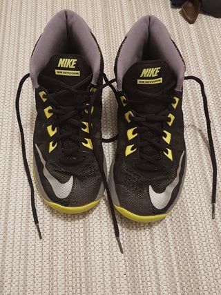 Zapatillas Nike de Baloncesto niño talla 37'5 de segunda Zapatillas Nike de Baloncesto niño talla 37'5 de segunda