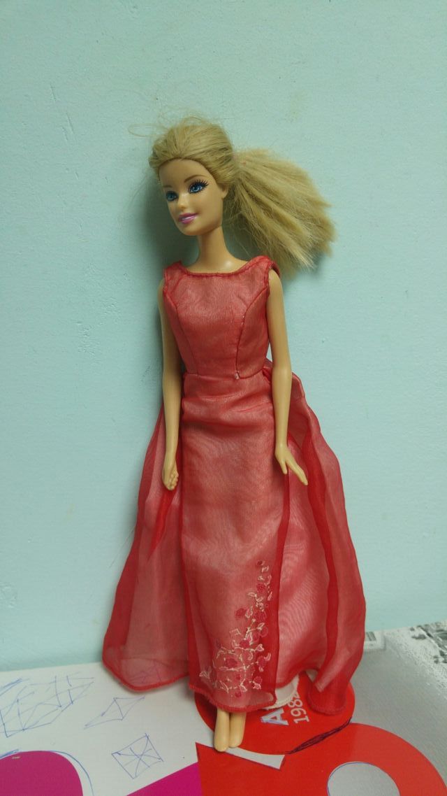 muñecos action man y barbie