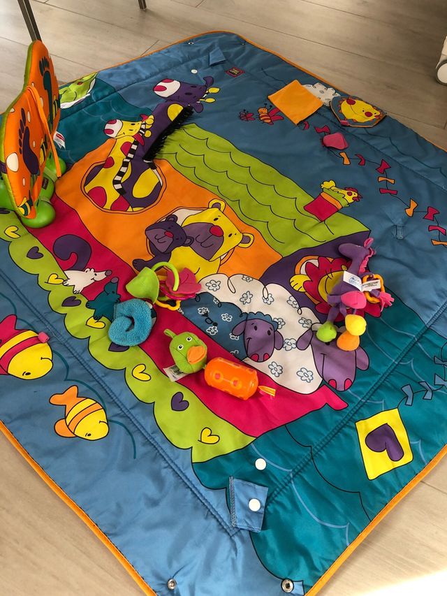 Manta de actividades TinyLove