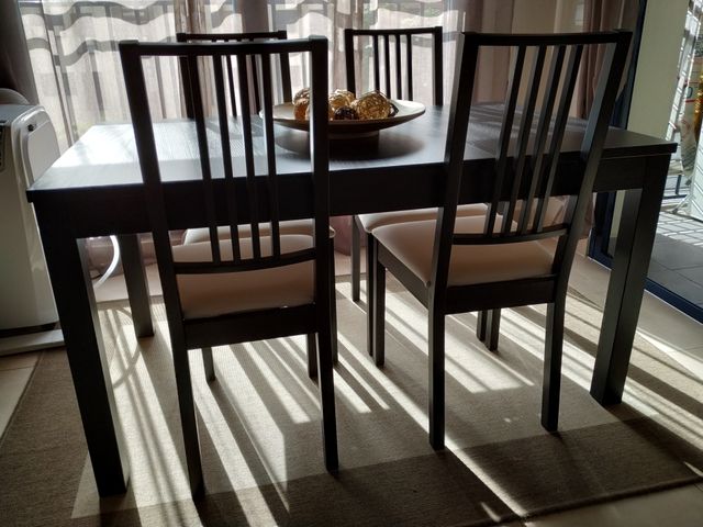 conjunto mesa de comedor y 4 sillas (ikea) conjunto mesa de comedor y 4 sillas (ikea)