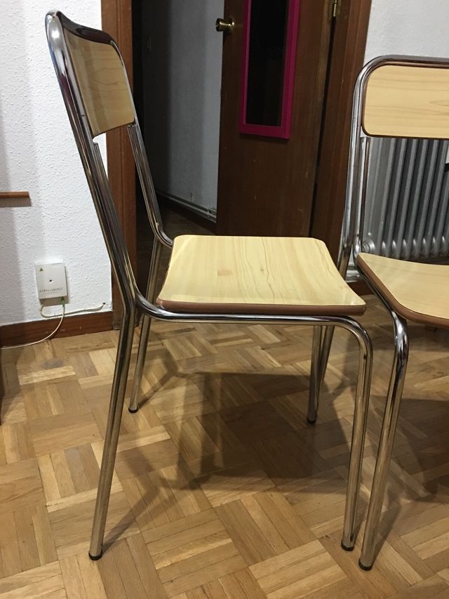 Sillas de madera para cocina o salón de segunda mano por 12 € en ... Sillas de madera para cocina o salón de segunda mano por 12 € en ...