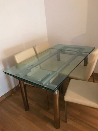Mesa comedor con sillas de segunda mano en Valencia en WALLAPOP Mesa comedor con sillas de segunda mano en Valencia en WALLAPOP