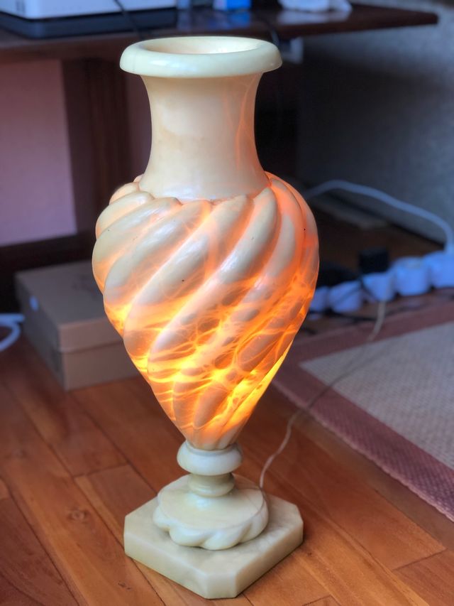 Lámpara de alabastro