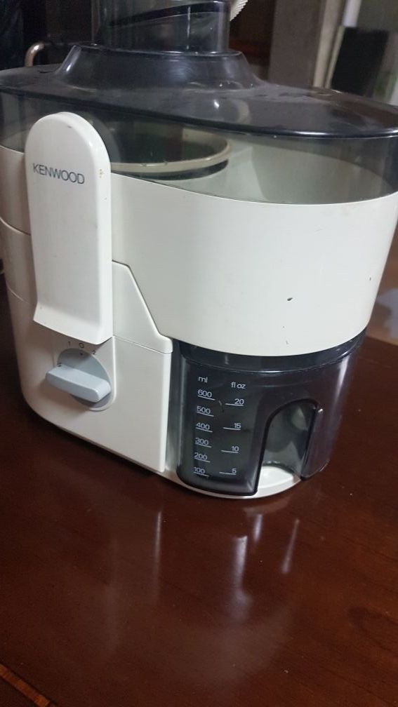 LICUADORA ORBITAL DAEWO