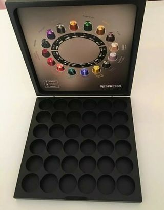 Caja porta cápsulas Nespresso de segunda mano por 25 EUR en Mollet del  Vallès en WALLAPOP