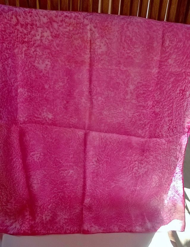 Pañuelos de 100% seda. Pintados a mano. Únicos