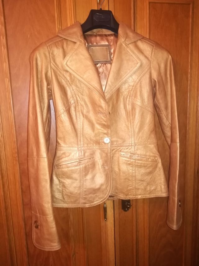 Cazadora piel Bershka