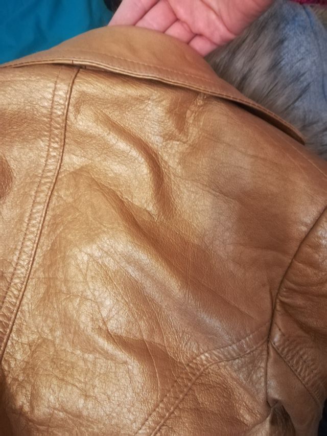 Cazadora piel Bershka