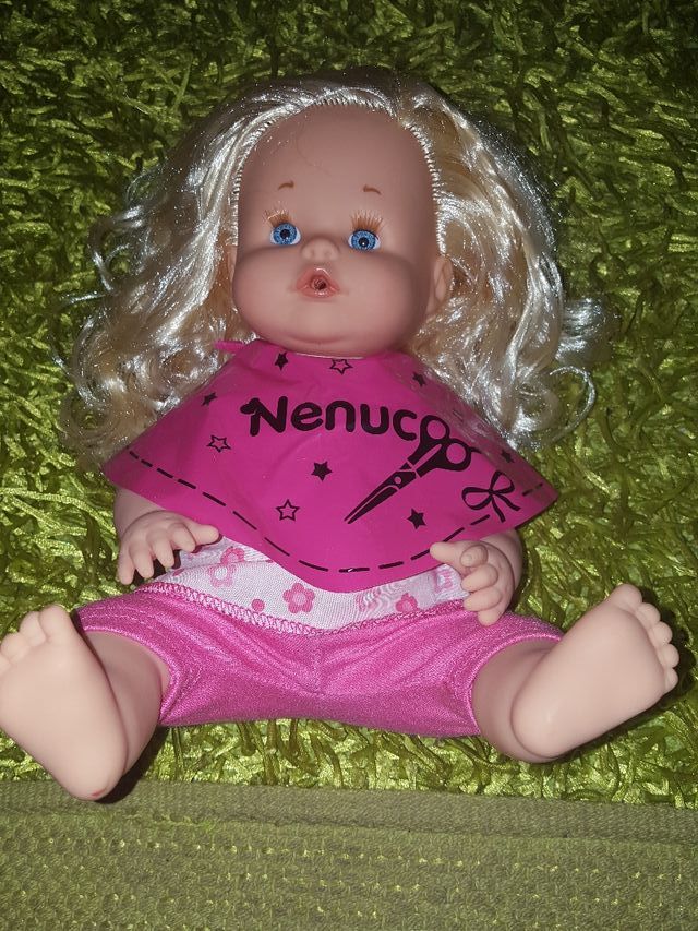 nenuco en la peluqueria