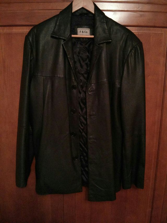 chaqueta de cuero F&Co