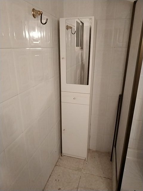 Armario para cuarto de baño de segunda mano por 39 € en Ontinyent en ... Armario para cuarto de baño de segunda mano por 39 € en Ontinyent en ...