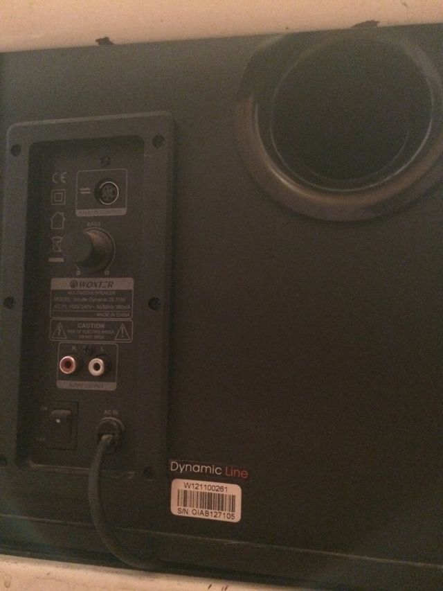 Altavoces 2.1 woxter