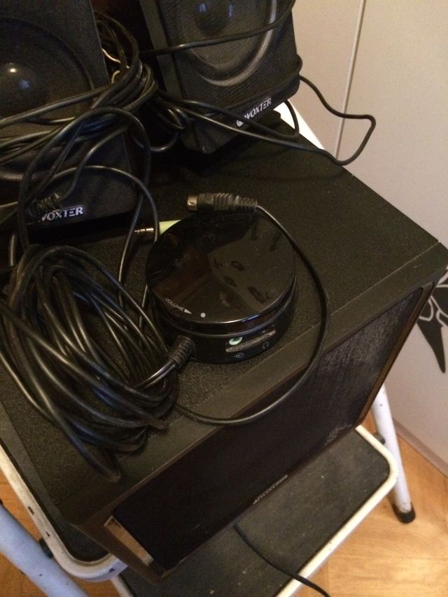 Altavoces 2.1 woxter