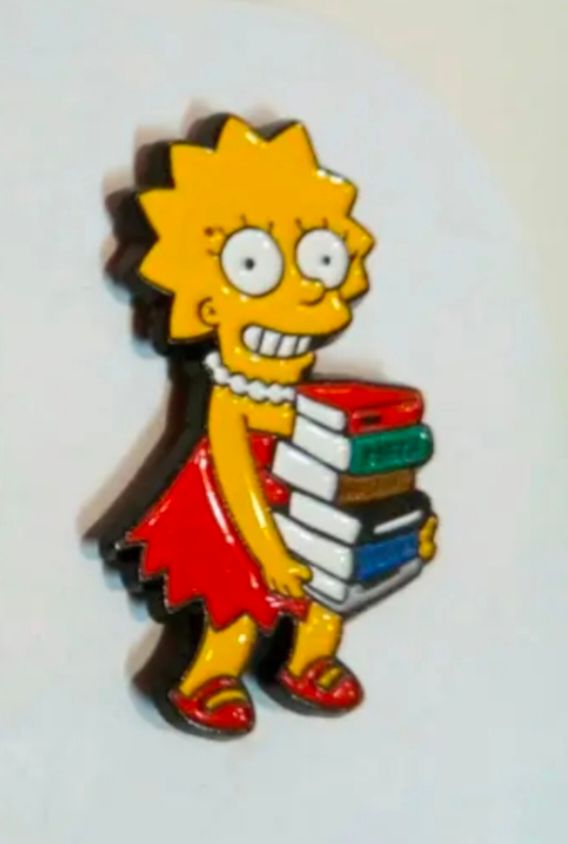 Pins dibujos animados y otros