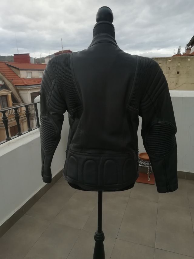 Fuz10. Chamarra motorista. Vintage.